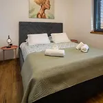 Βίλα Vintage House Bella *