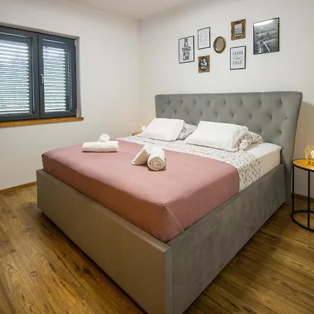 Vintage House Bella Biograd Na Moru