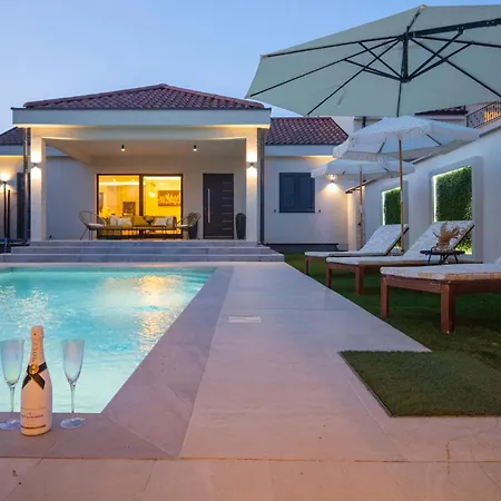 Vila Vintage House Bella *