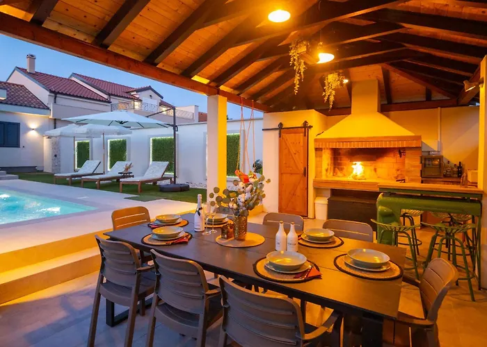 Vintage House Bella Villa